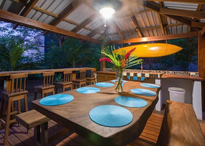 The Breeze Hotel & Villas